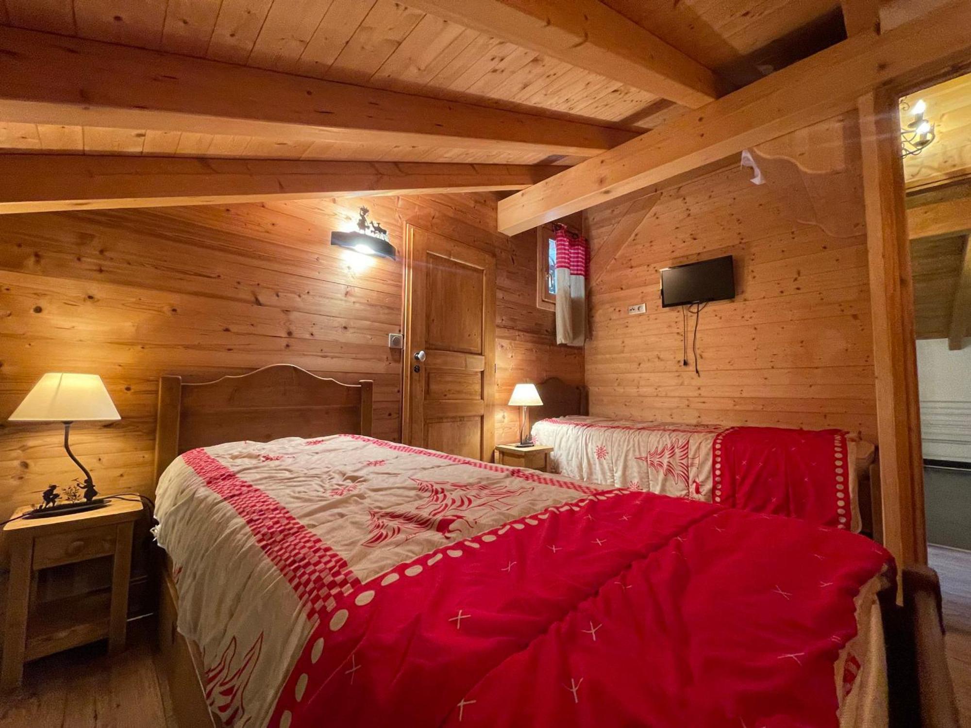 Chalet Savoyard Avec Jardin, Poele A Bois Et Wifi - Fr-1-624-11 Verchaix エクステリア 写真