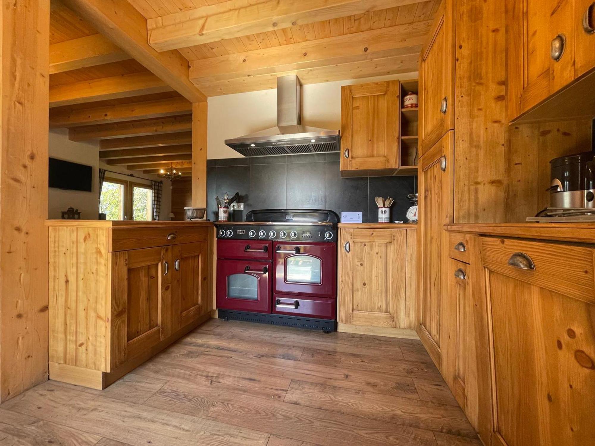 Chalet Savoyard Avec Jardin, Poele A Bois Et Wifi - Fr-1-624-11 Verchaix エクステリア 写真